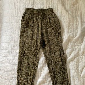 Light Weight Stretchy Leopard Print Trousers